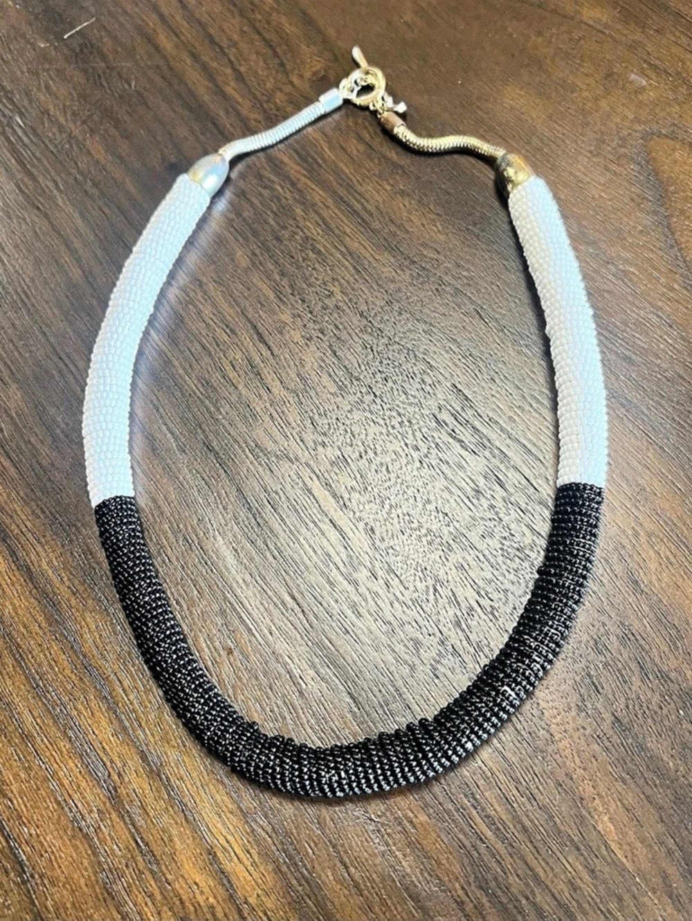 Black & White Beaded Necklace Like New